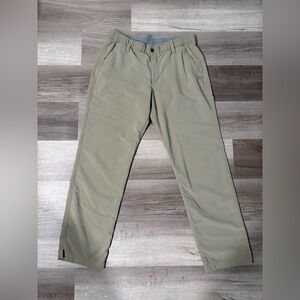 Under Armour Men's Khaki Performance Golf  Pants. 36x32